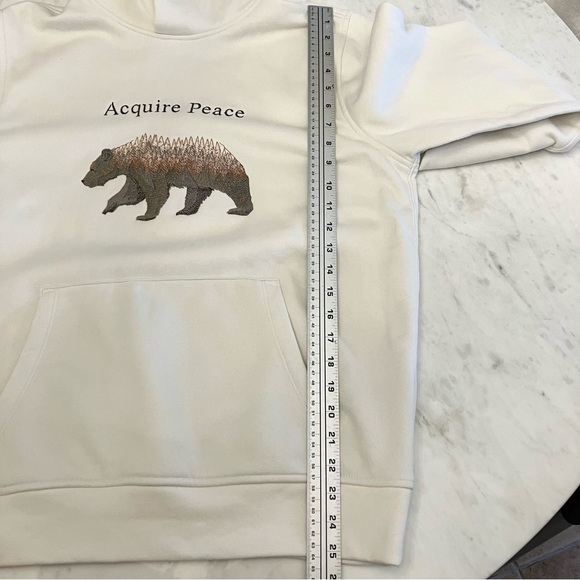 NWT embroidered Acquire Peace Forest Bear hoodie - Picture 8 of 10